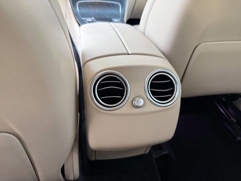 Used 2020 Mercedes-Benz GLC 300 image 34