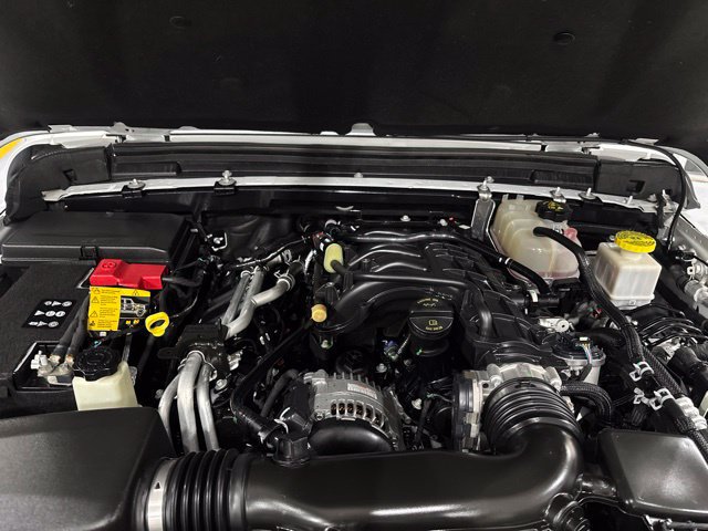 Used 2022 Jeep Gladiator Overland AWD/4WD image 39