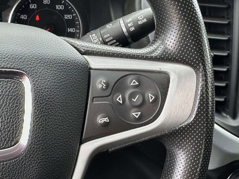 Used 2023 GMC Acadia SLE w/ Driver Convenience Package image 23