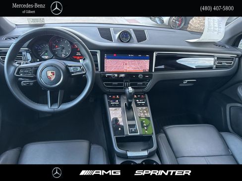 Used 2023 Porsche Macan Turbo image 20