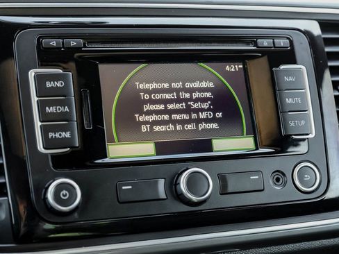 Used 2014 Volkswagen Beetle R-Line image 26