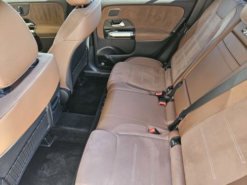 Certified 2024 Mercedes-Benz GLB 250 image 30