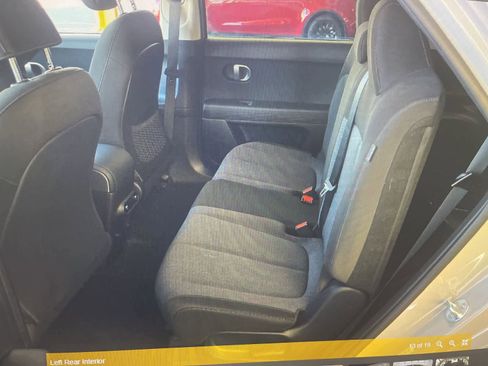 Used 2024 Hyundai Ioniq 5 SEL image 12