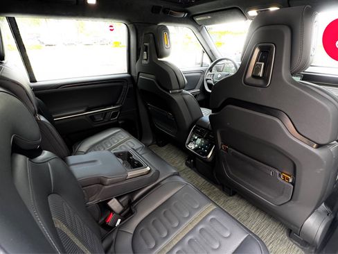 Used 2024 Rivian R1S Adventure AWD/4WD image 19