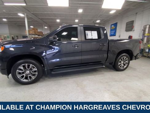 Used 2023 Chevrolet Silverado 1500 RST w/ Convenience Package II AWD/4WD image 6