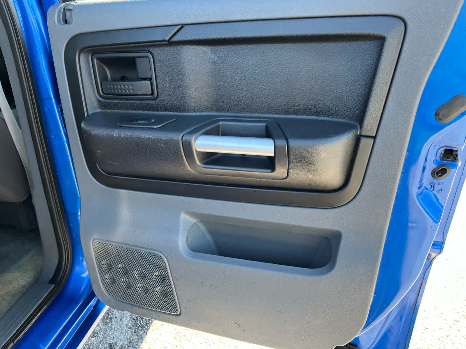 Used 2007 Mitsubishi Raider LS AWD/4WD image 28