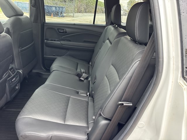 Used 2023 Honda Passport Elite image 17