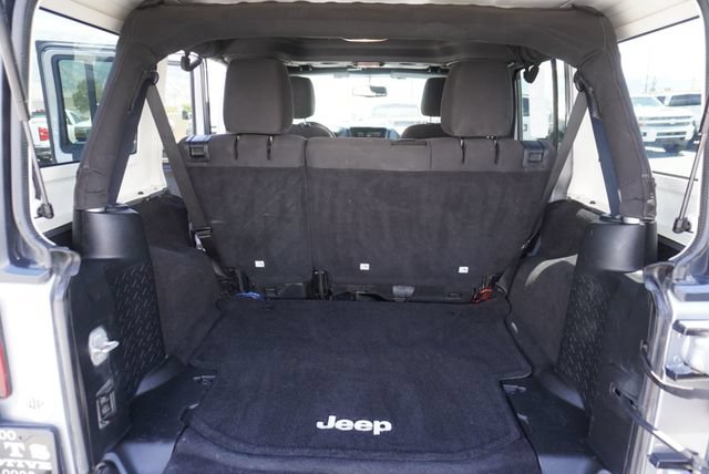 Used 2015 Jeep Wrangler Unlimited Sport w/ Quick Order Package 24S AWD/4WD image 20