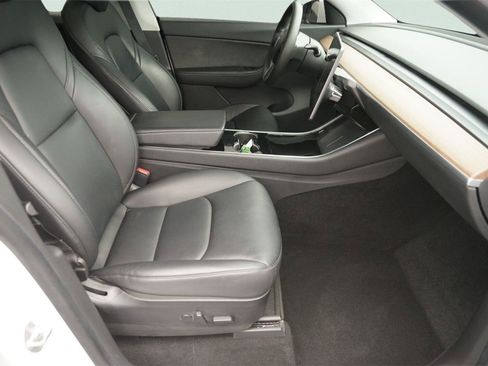 Used 2020 Tesla Model Y Long Range AWD/4WD image 19