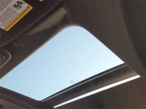 Used 2020 Ford Explorer Limited image 19