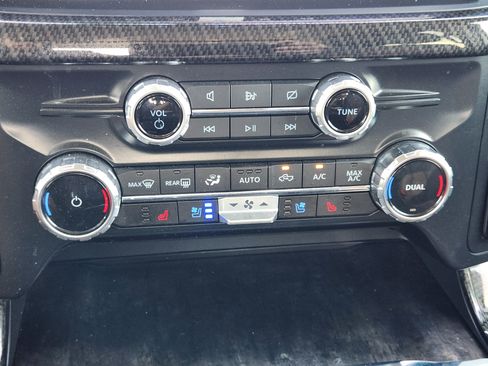 Used 2023 Ford F150 Lariat w/ Equipment Group 502A High AWD/4WD image 20