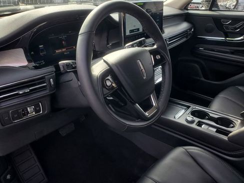 Certified 2023 Lincoln Corsair Standard w/ Equipment Group 101A image 12