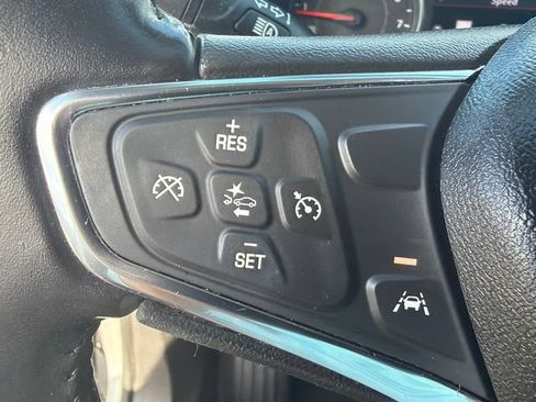 Used 2020 Chevrolet Equinox LT FWD image 26