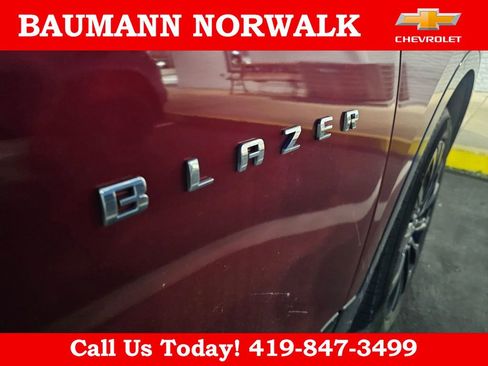 Used 2023 Chevrolet Blazer Premier AWD/4WD image 13