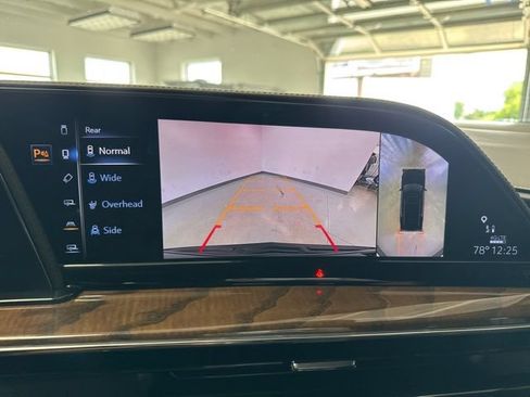 Used 2023 Cadillac Escalade Sport Platinum w/ LPO, ONYX Package AWD/4WD image 52