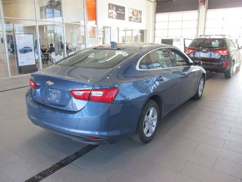 Used 2024 Chevrolet Malibu LT image 8
