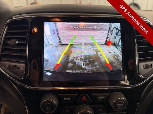 Used 2021 Jeep Grand Cherokee Laredo X image 28