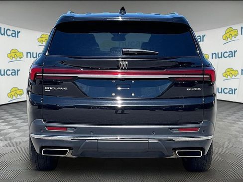 Used 2025 Buick Enclave Preferred AWD/4WD image 5