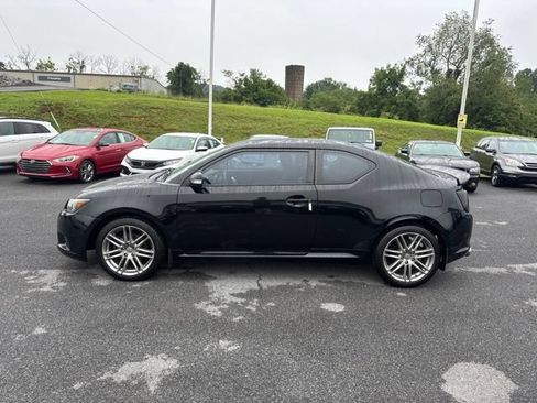 Used 2011 Scion tC FWD image 5