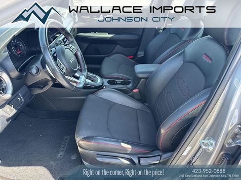 Used 2022 Kia Forte GT FWD image 13