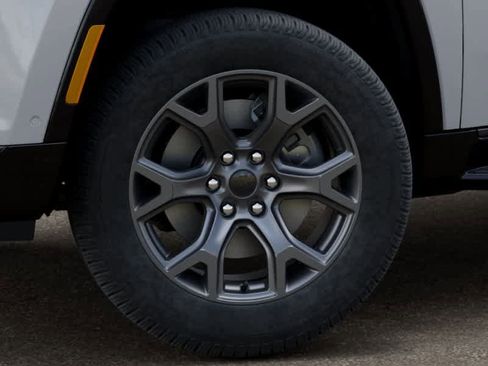 New 2026 Jeep Grand Wagoneer Limited AWD/4WD image 8