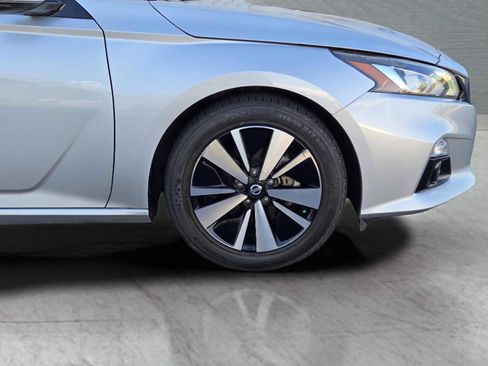 Used 2021 Nissan Altima 2.5 SL image 10