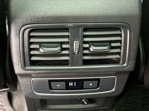 Used 2022 Audi SQ5 Premium Plus image 14