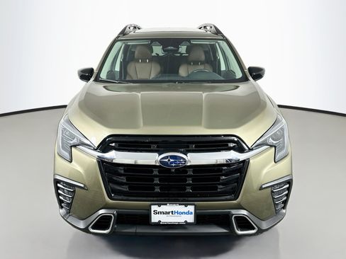 Used 2024 Subaru Ascent Touring AWD/4WD image 2