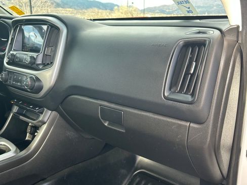 Used 2022 Chevrolet Colorado LT w/ Fleet Safety Package image 9