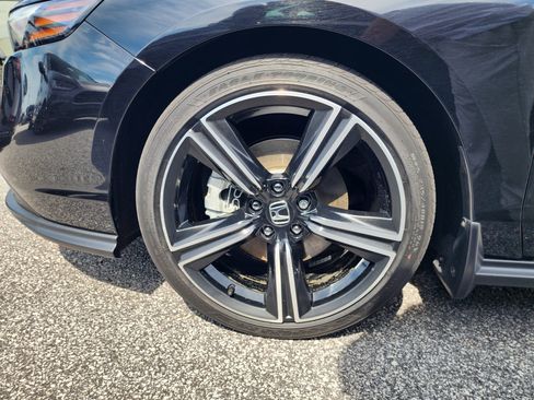 Used 2024 Honda Accord Sport image 10