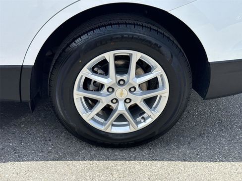 Used 2022 Chevrolet Equinox LT FWD image 30