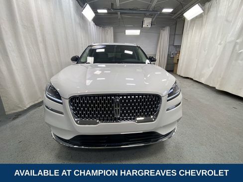 Used 2022 Lincoln Corsair AWD w/ Equipment Group 101A image 39