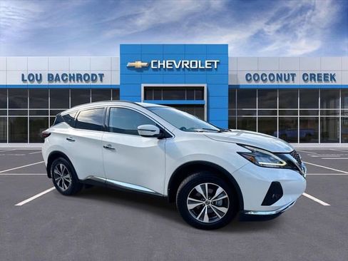 Used 2022 Nissan Murano SV FWD image 1