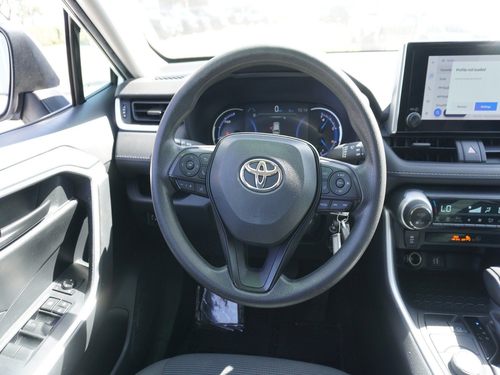 Used 2023 Toyota RAV4 LE AWD/4WD image 15