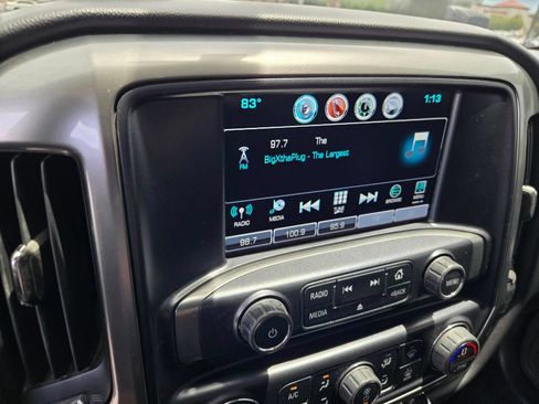 Used 2018 Chevrolet Silverado 1500 LT w/ All Star Edition AWD/4WD image 21