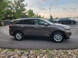 Used 2019 Kia Sorento LX w/ LX Convenience Package image 6