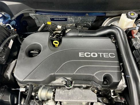 Used 2022 Chevrolet Equinox LT image 24