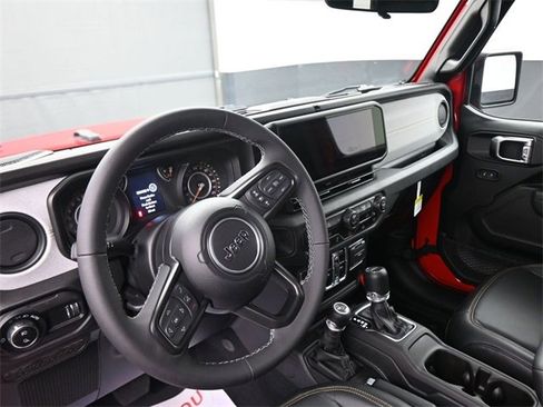 New 2025 Jeep Gladiator Sport image 41