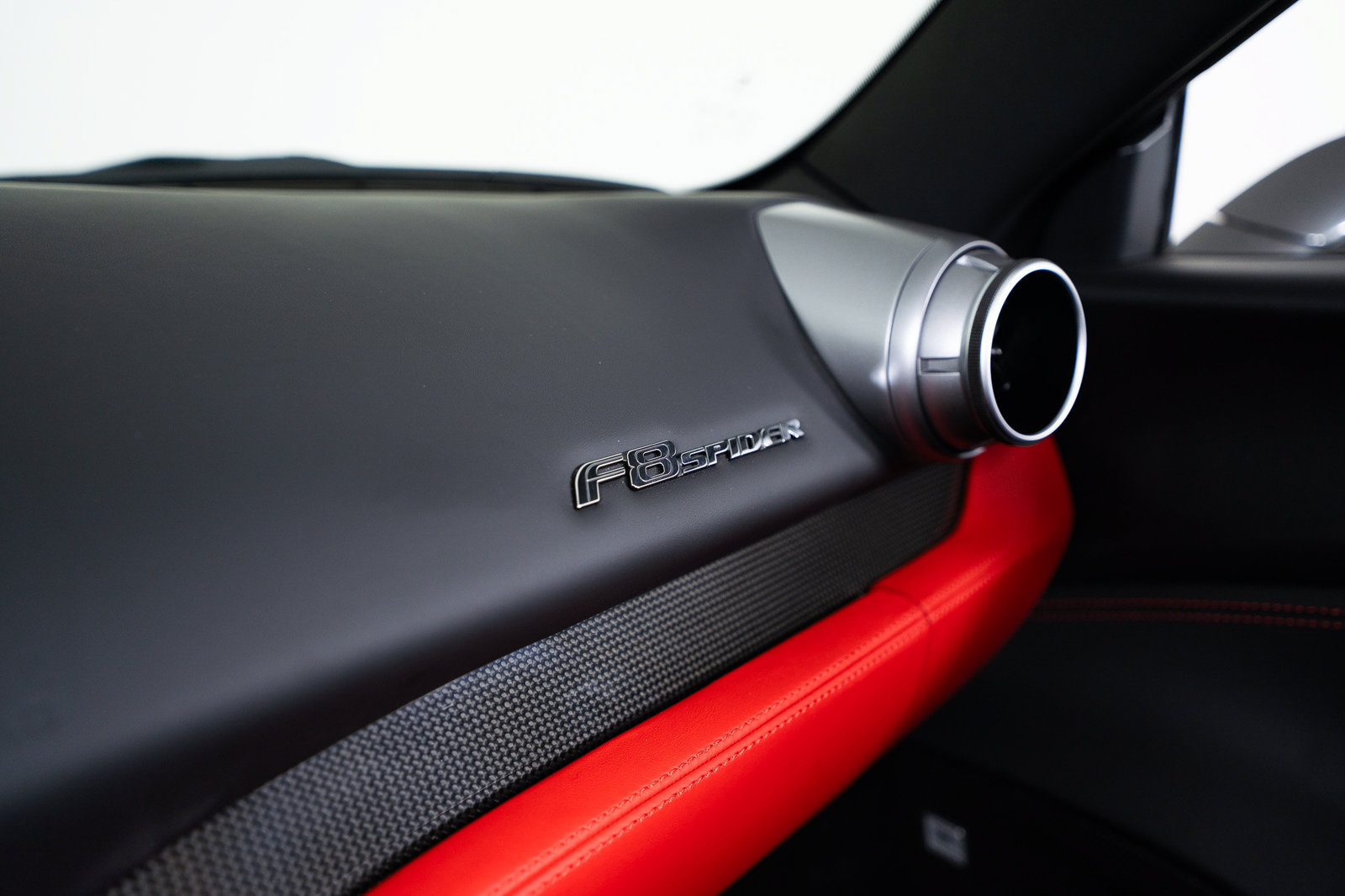 Certified 2021 Ferrari F8 Tributo RWD image 29