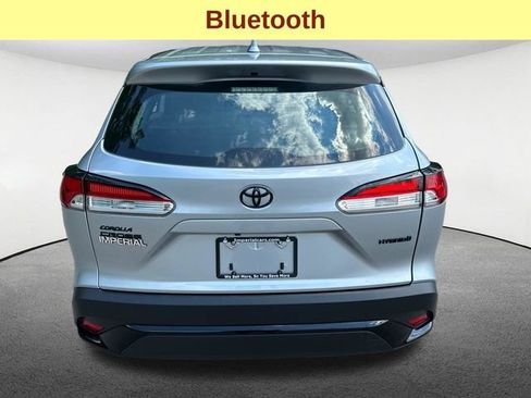 Used 2024 Toyota Corolla Cross AWD Hybrid image 9