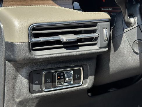 Used 2023 Lincoln Corsair Reserve w/ Equipment Group 201A image 23