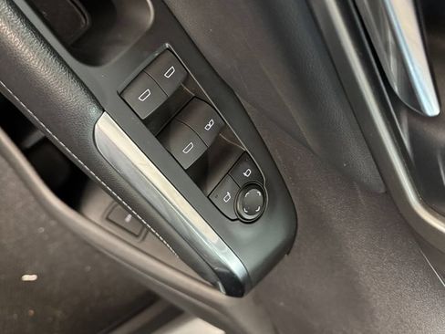 Used 2024 Chevrolet Traverse LT AWD/4WD image 16
