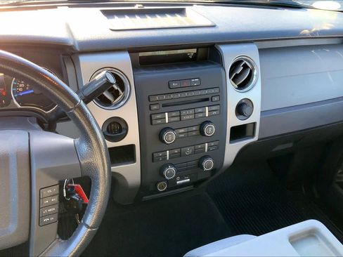 Used 2012 Ford F150 XLT w/ XLT Chrome Pkg image 6