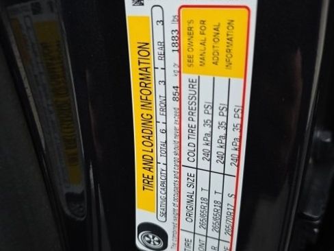 Used 2020 GMC Sierra 1500 SLE w/ SLE Value Package image 28