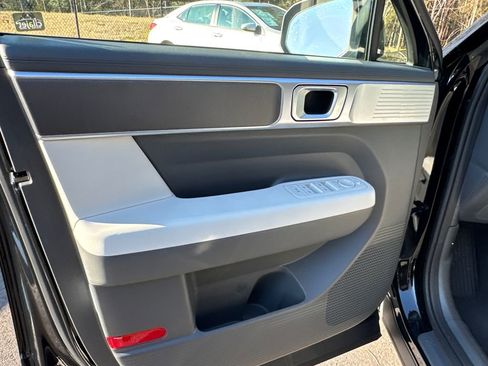 New 2026 Hyundai Santa Fe SE image 10