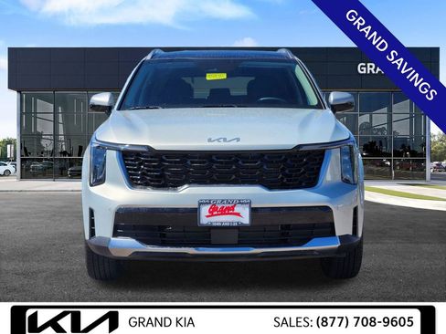 New 2026 Kia Sorento S AWD/4WD image 3