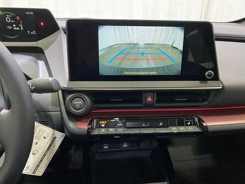 New 2026 Toyota Prius Plug-In Hybrid FWD image 18