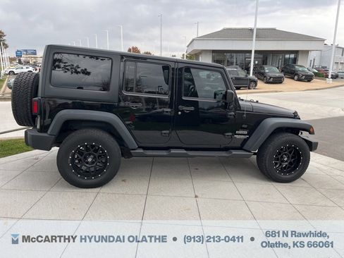 Used 2015 Jeep Wrangler Unlimited Sport w/ Quick Order Package 24S image 10
