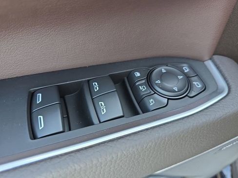 New 2025 GMC Sierra 2500 Denali w/ Denali Reserve Package image 24