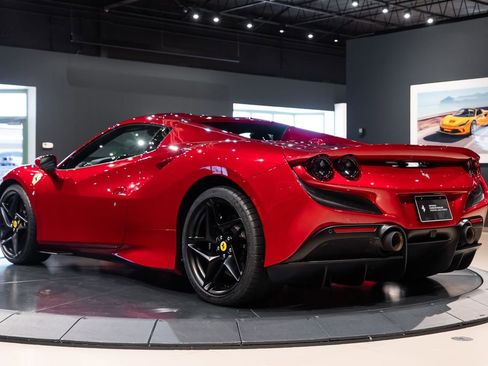 Certified 2023 Ferrari F8 Tributo RWD image 43
